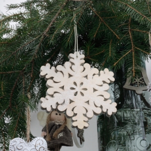 Drevená vianočná ozdoba vločka 15cm