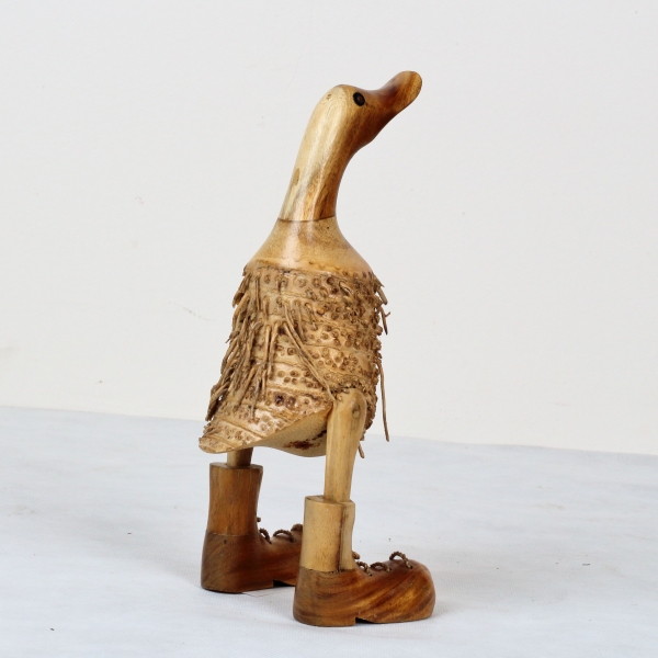 Drevená záhradná dekorácie kačica strapatá 25cm