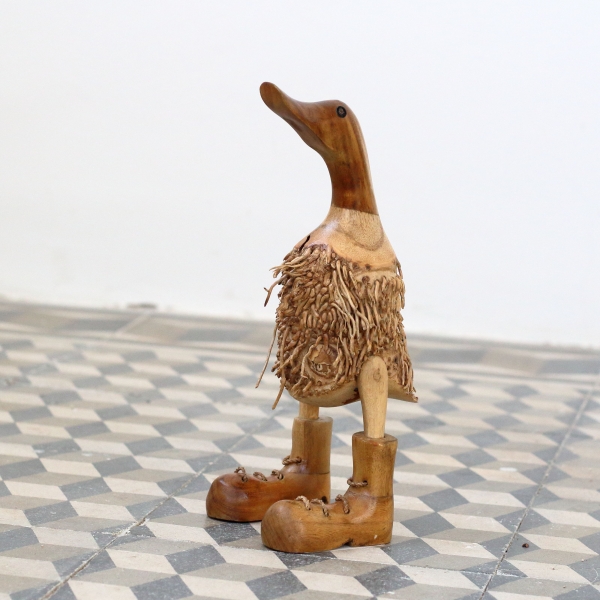 Drevená záhradná dekorácie kačica strapatá 25cm