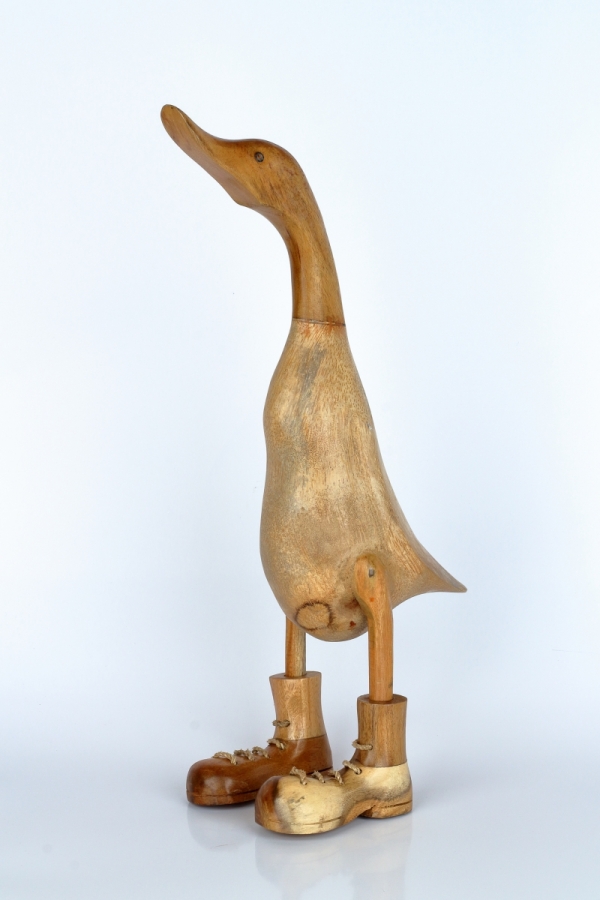 Drevená záhradná dekorácia kačica strednej lakovaná (typ A) 45cm