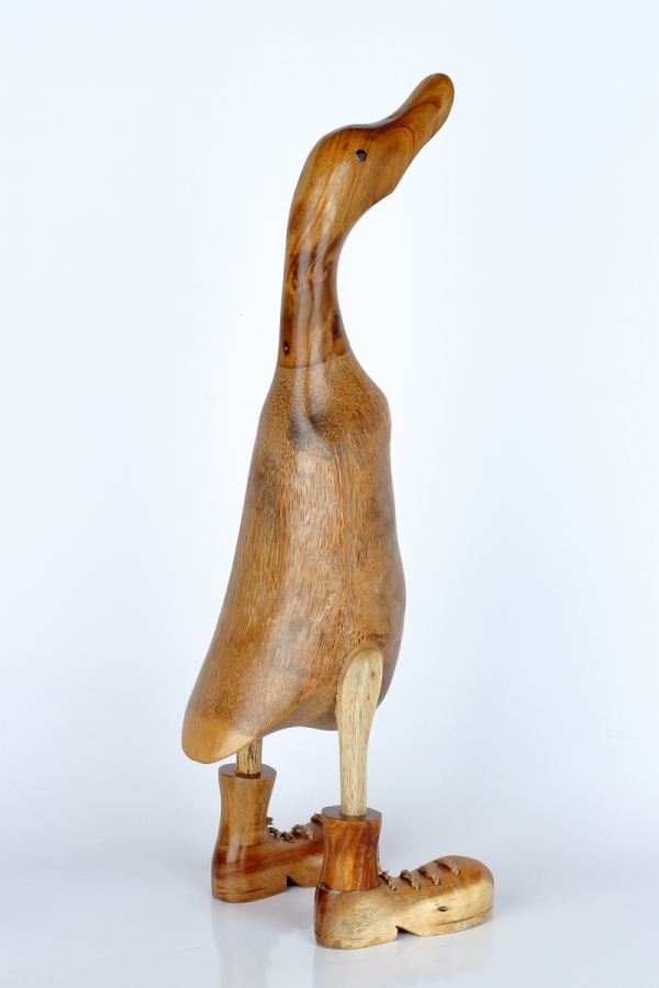 Drevená záhradná dekorácia kačica strednej lakovaná (typ B) 45cm