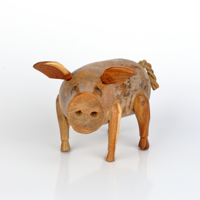 Drevená záhradná dekorácia prasa holé lakované 18x12cm