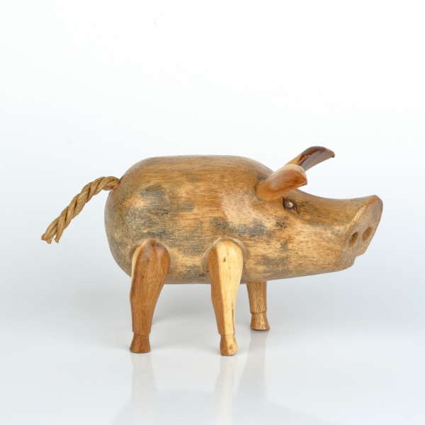 Drevená záhradná dekorácia prasa holé lakované (typ A) 18x15cm