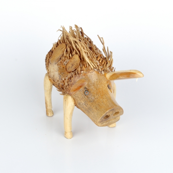 Drevená záhradná dekorácia prasa strapaté 17x15cm