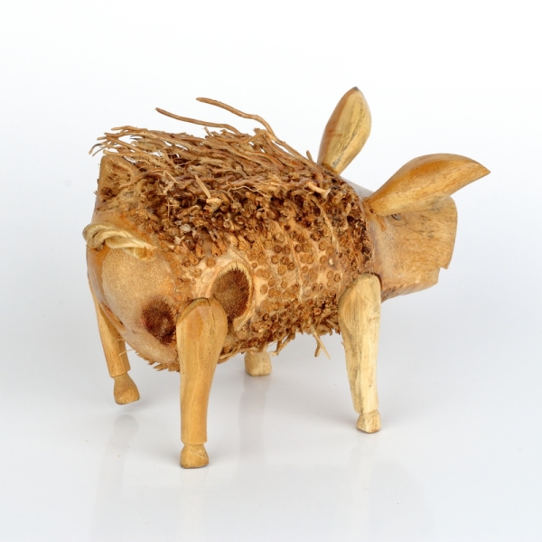 Drevená záhradné dekorácie prasa strapaté 20x13,5cm