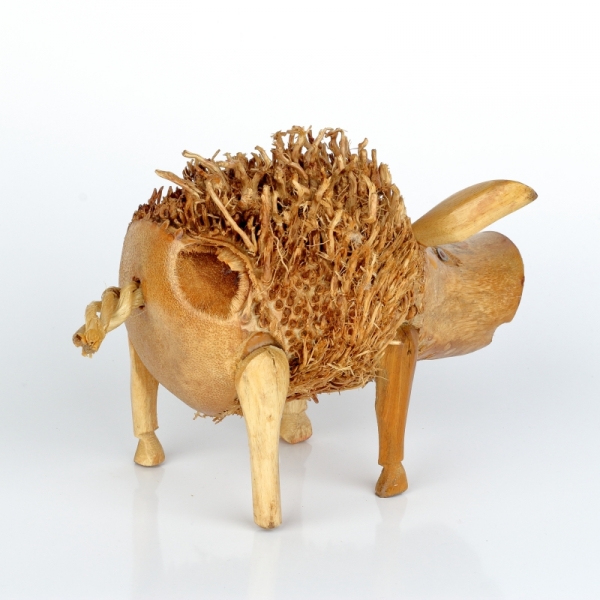 Drevená záhradná dekorácia prasa strapaté 20x16cm