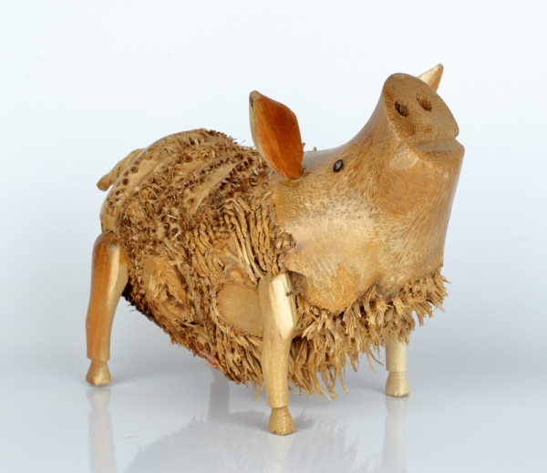 Drevená záhradná dekorácia prasa strapaté 25x15cm