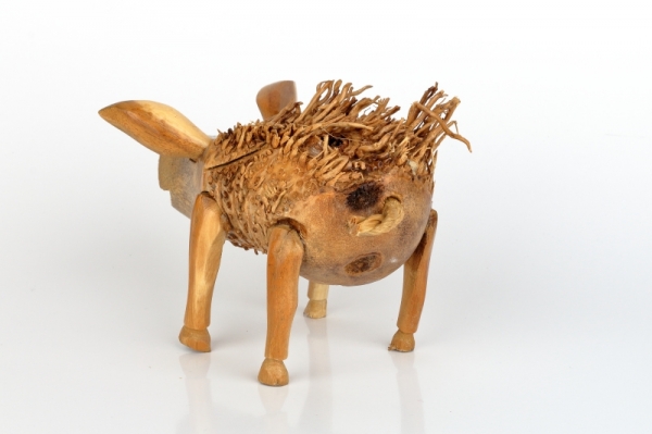 Drevená záhradná dekorácia prasa strapaté (typ C) 18x15cm 