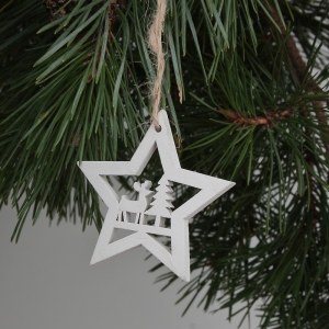 Drevené ozdoby na stromček hviezda vianočný les 7cm (sada 6ks)