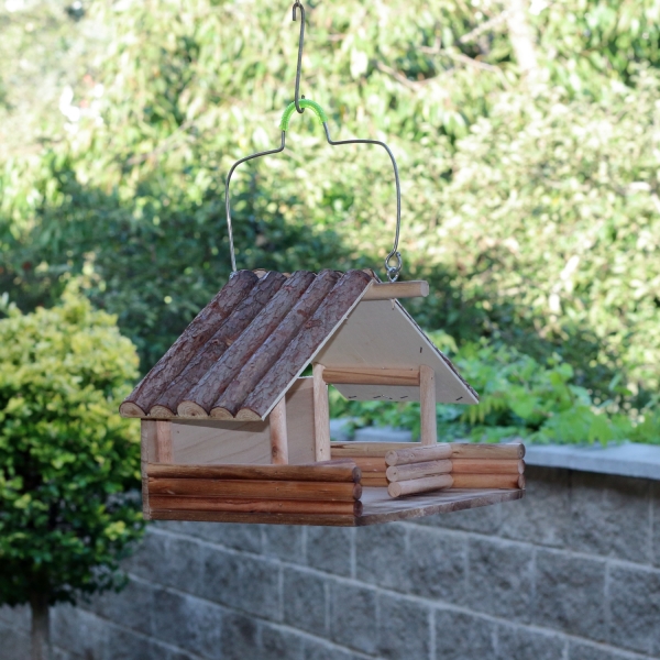 Drevené vtáčie krmítko 24x37x34cm