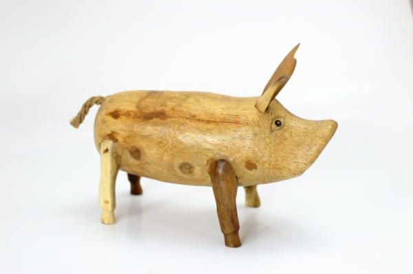 Drevené sochy do záhrady