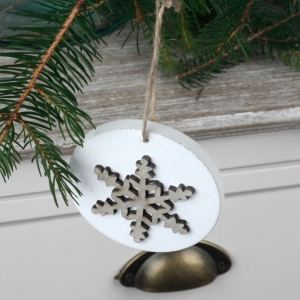 Drevené vianočné ozdoby vločka 7cm