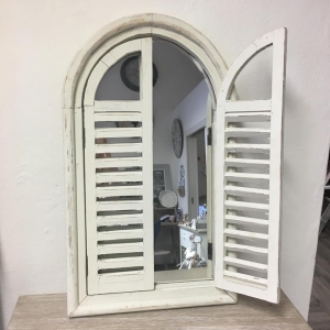 Drevené zrkadlo okno s okenicami 32x53x4cm