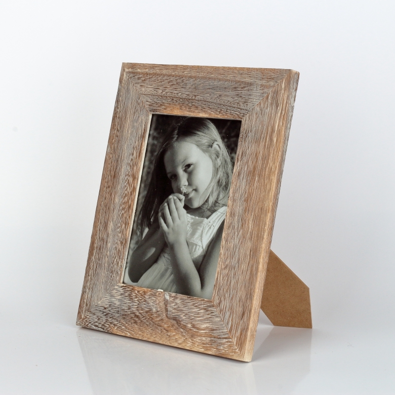 Drevený fotorám prírodný s patinou 21,5x27cm