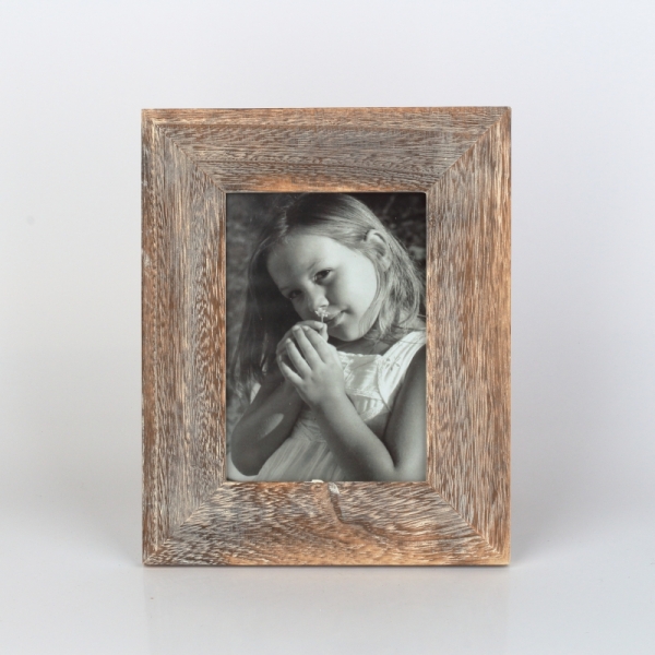 Drevený fotorám prírodný s patinou 21,5x27cm