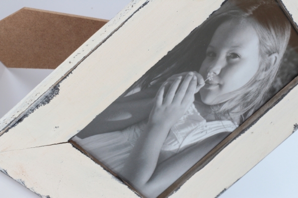 Drevený fotorám starobylý vzhľad 20,5x26cm