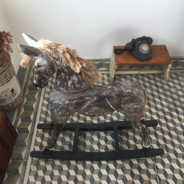 Dřevěný houpací kůň 80cm