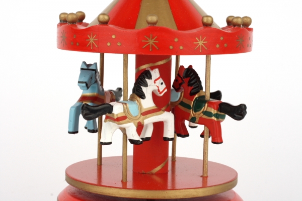 Drevený hrací kolotoč červený 19cm