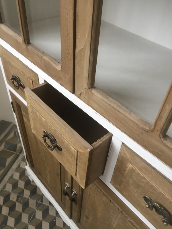 Drevený kredenc 69,5×139×32,5cm