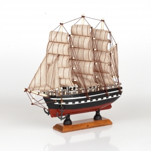 Drevený model lode Brigantine 23x23cm