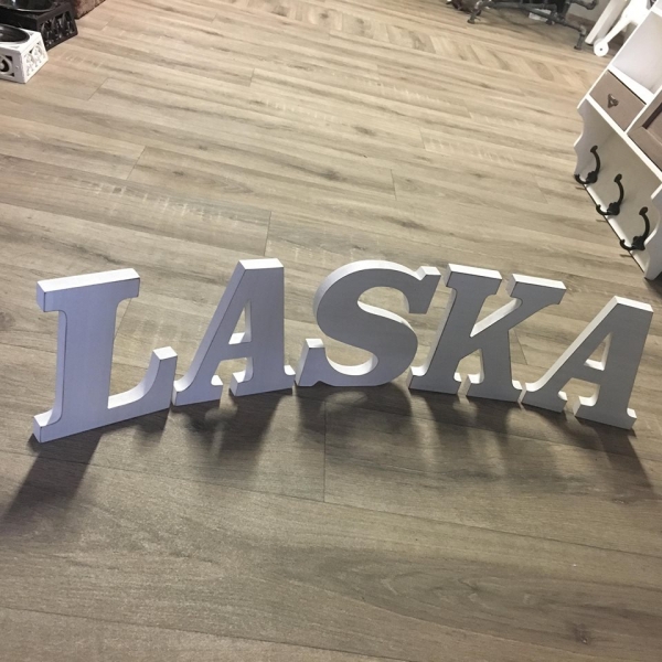 Drevený nápis láska