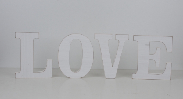 Drevený nápis LOVE 17,5cm