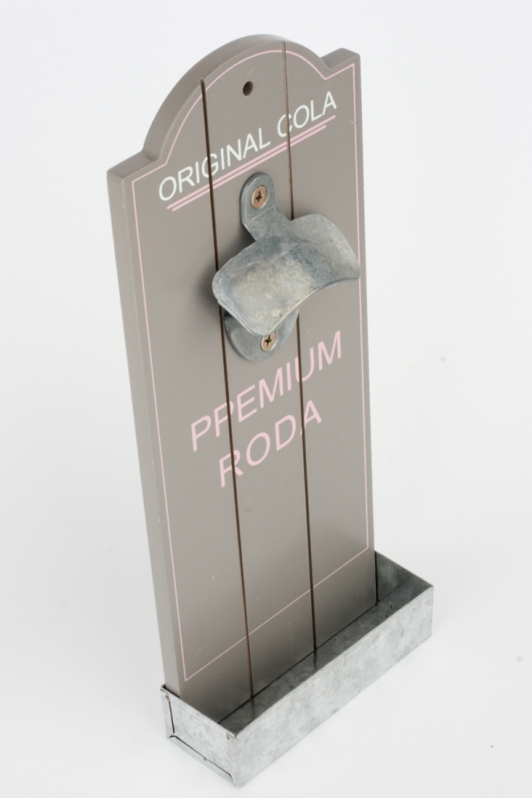 Drevený nástenný otvárač na fľaše 31x12cm