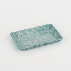 Drevený podnos s ornamentom zelený 19x12x2cm