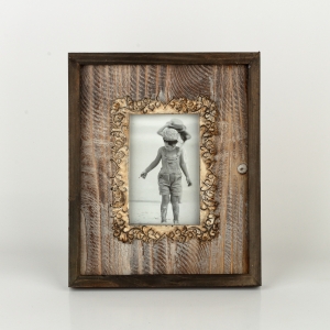 Drevený rámik 23x28x2,5cm