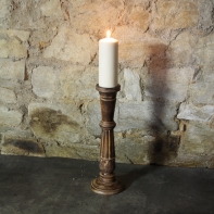 Drevený ručne vyrezávaný svietnik 46 cm