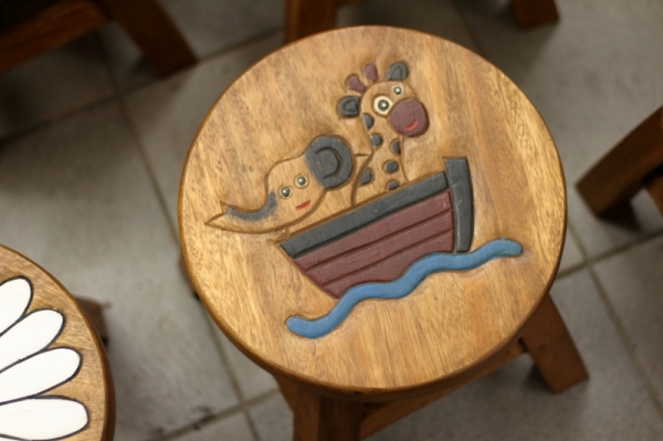 Drevený stojan na kvety