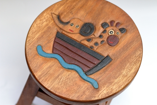 Drevený stojan na kvety