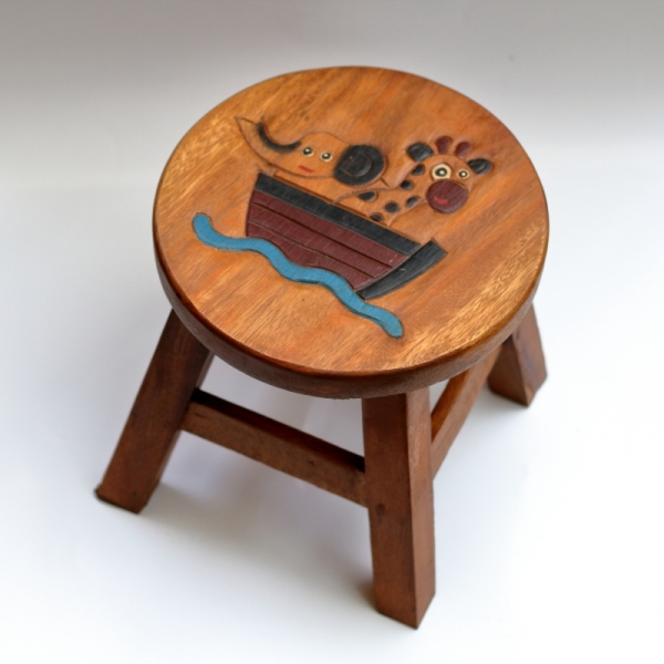 Drevený stojan na kvety