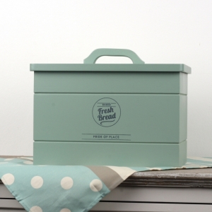 Drevený zelený chlebník Pride of Place 31x21x22,5cm