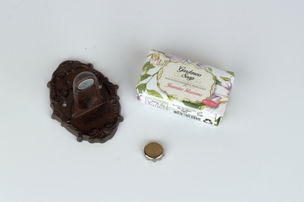 Držiak na mydlo s magnetom 8,1x7,7x10,8cm