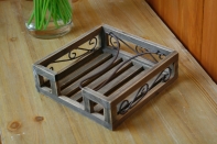 Držiak na servítky drevený 19x19cm