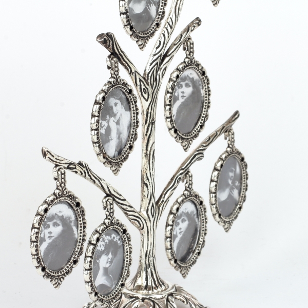 Fotorámik na rodokmeň 26,7 x 14,5 x 2,5 cm 9 fotografií