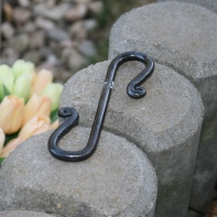 Háčik obojstranný