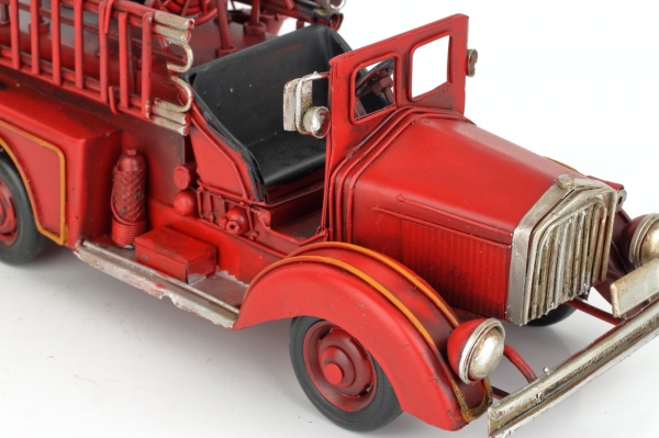 Hasičské auto retro model 30cm