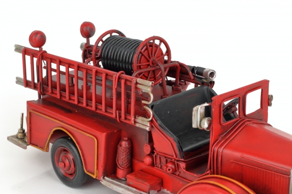 Hasičské auto retro model 30cm