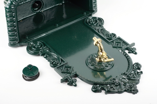 Hlboké záhradné umývadlo s kohoutkem - vyradené