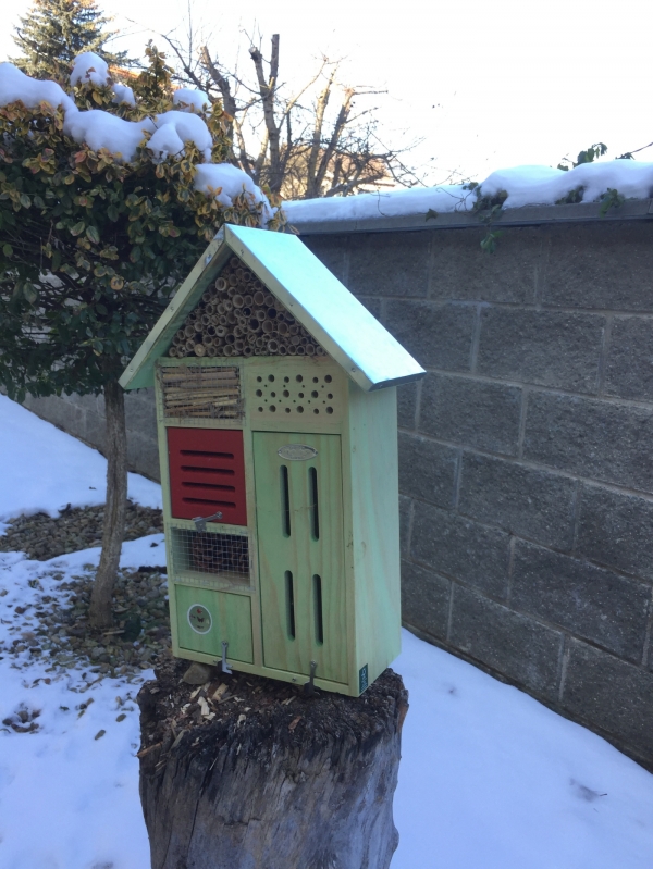 Hmyzie domček 31,4x14,9x48,3cm