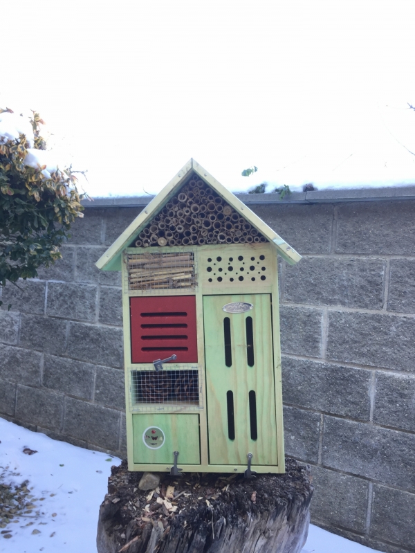 Hmyzie domček 31,4x14,9x48,3cm