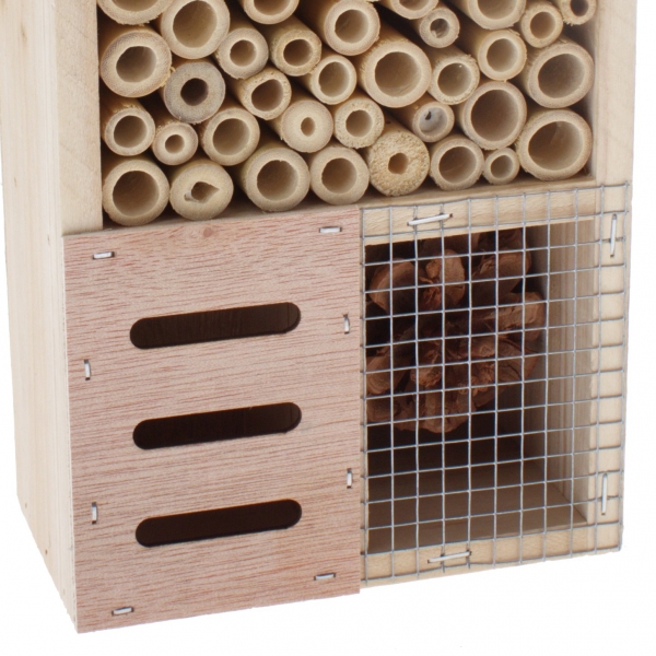 Hmyzí hotel all inclusive