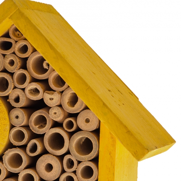 Hmyzí hotel s polpenziou