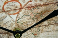 Hodiny 30cm pologule