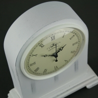 Hodiny biele drevo 24x19x17cm