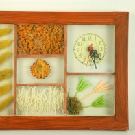 Hodiny nástenné do kuchyne 22x28cm