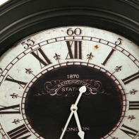 Hodiny nástenné do reštaurácie 58cm