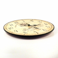 Hodiny nástenné drevené 1293